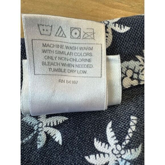 Disneyland Resort Polo Hawaiian Allover Print SS‎ Navy Men's L Mickey Pineapples - Picture 12 of 12